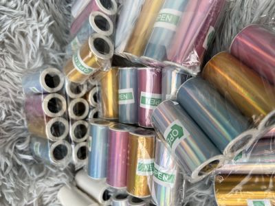 Rouleau autocollant couleur brillant 