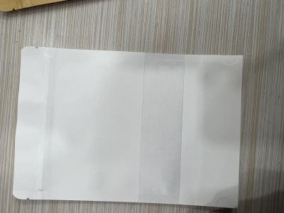 Kraft blanc avec fenêtre 16x23